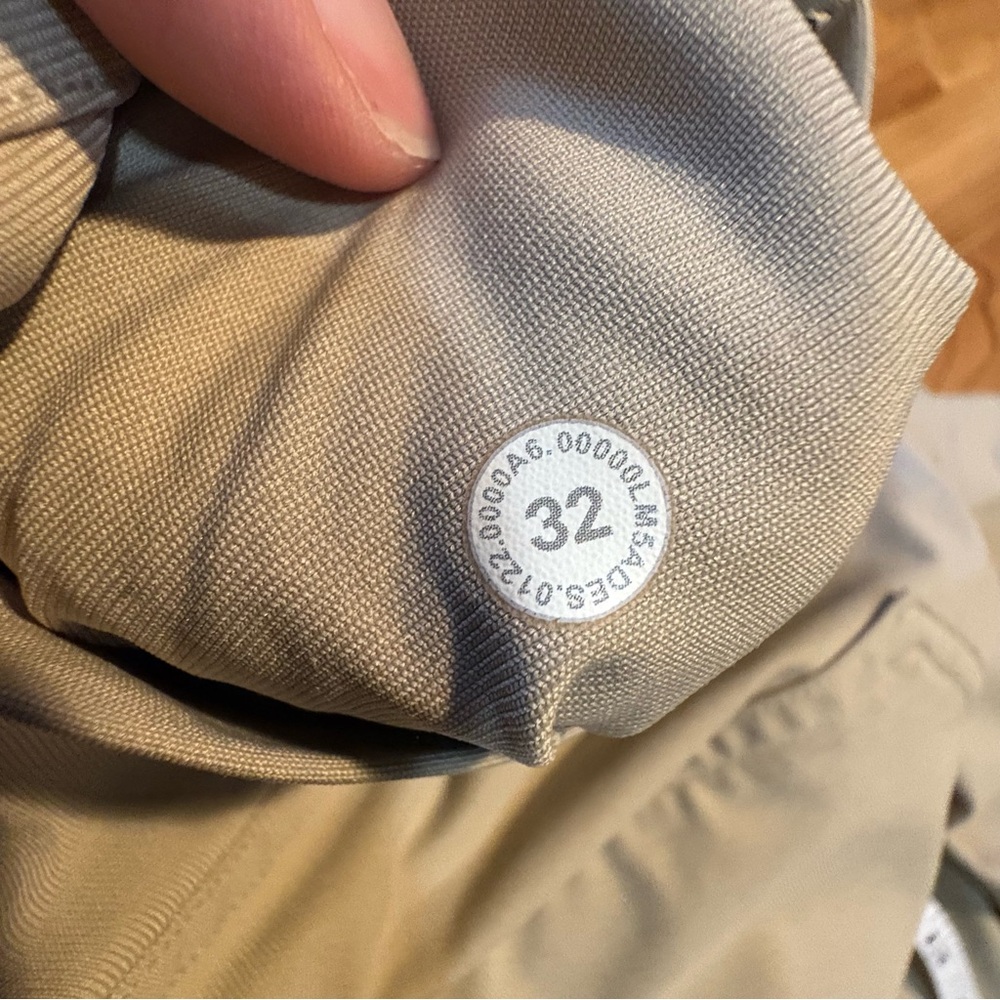 Lululemon ABC Pants Men's Size 32 Beige Khaki Tan Athleisure Stretch Comfort - Picture 8 of 8